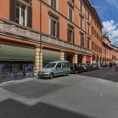 Tra Centro E Universita' Appartamento