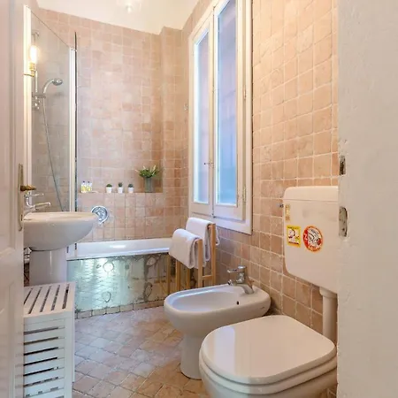 Tra Centro E Universita' Apartamento Bolonia